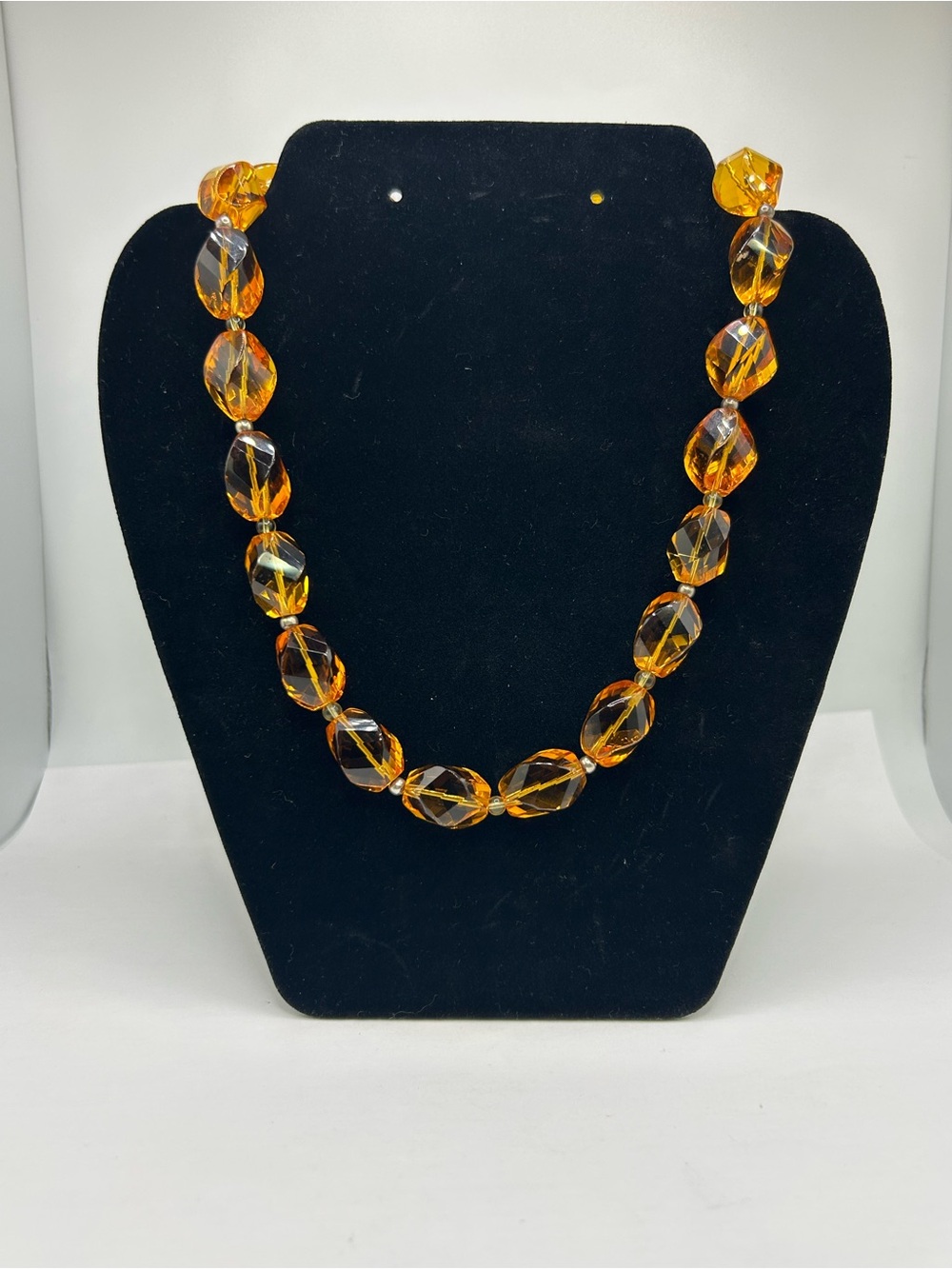 VINTAGE ART DECO GRADUATED AMBER CLEAR COLOR GLASS OVAL FACETED BEAD NECKLACE